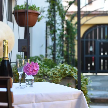 Il Giardino Segreto 4*
