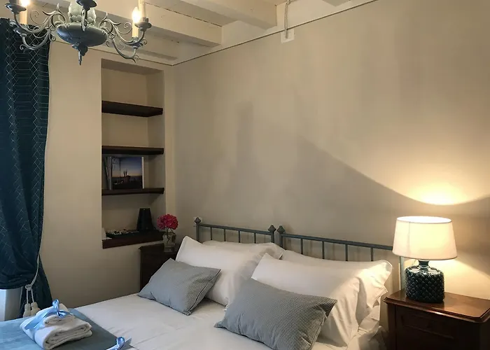 Il Giardino Segreto 4* איסאו