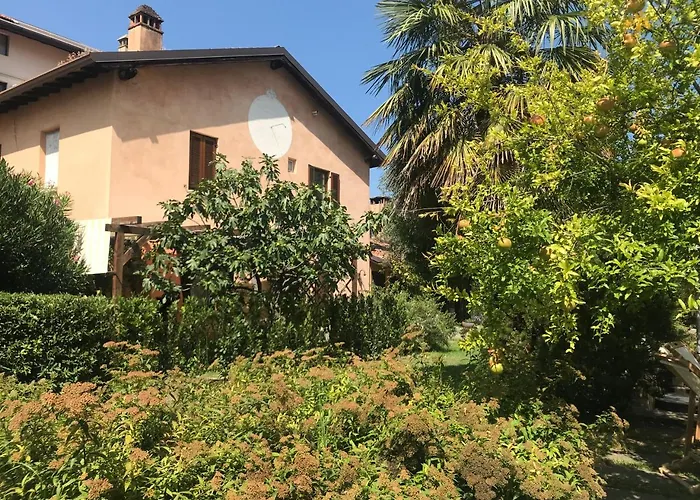Il Giardino Segreto 4* איסאו